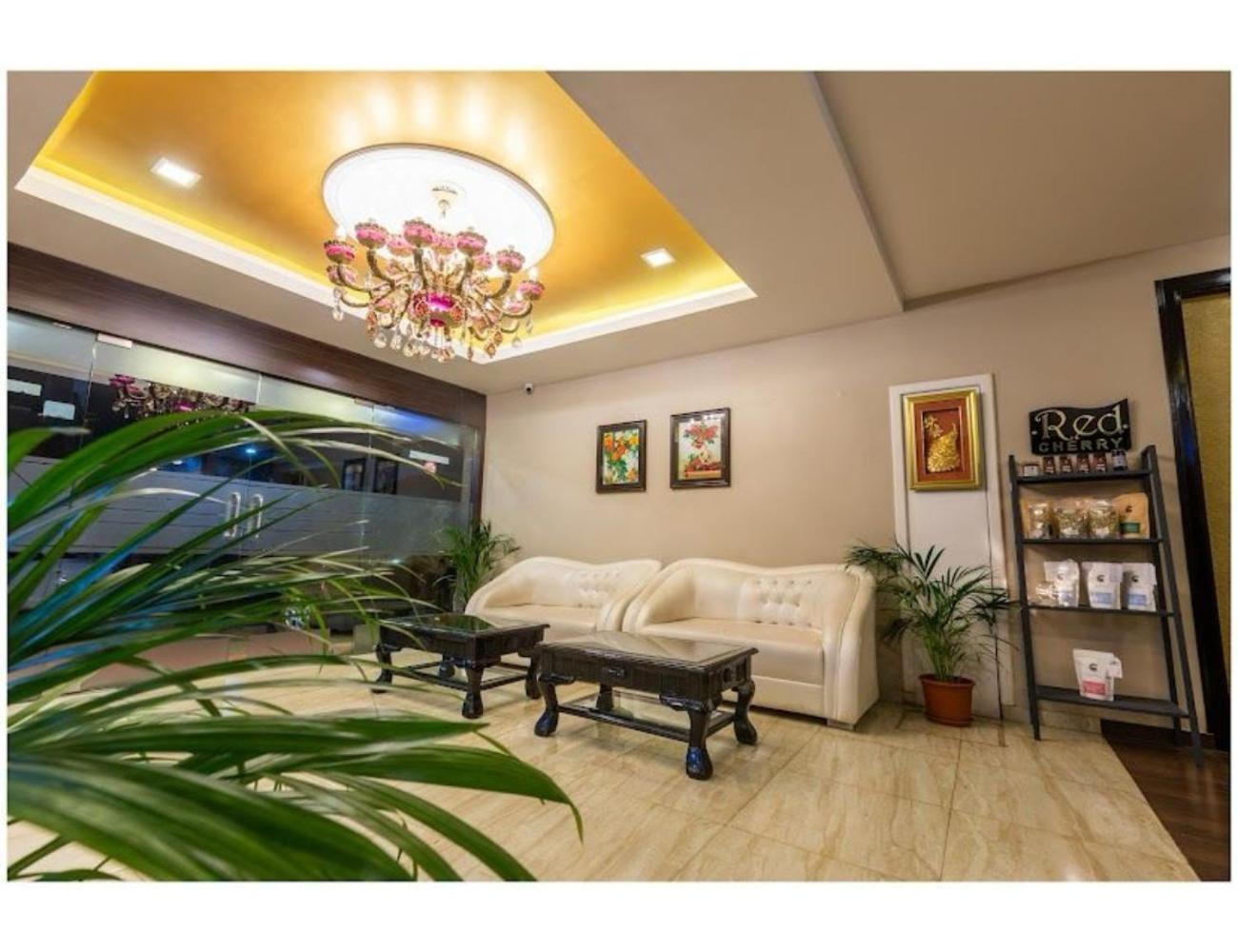 The Grand Krishna Luxury Hotel, จิกมากาลูร์ ภายนอก รูปภาพ